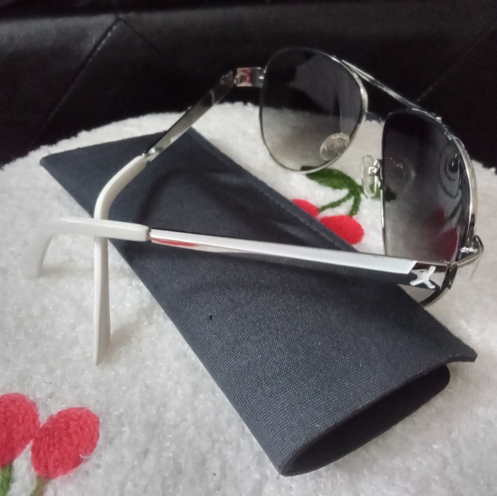 VON DULCE AVIATOR SUNGLASSES - Picture 10 of 10